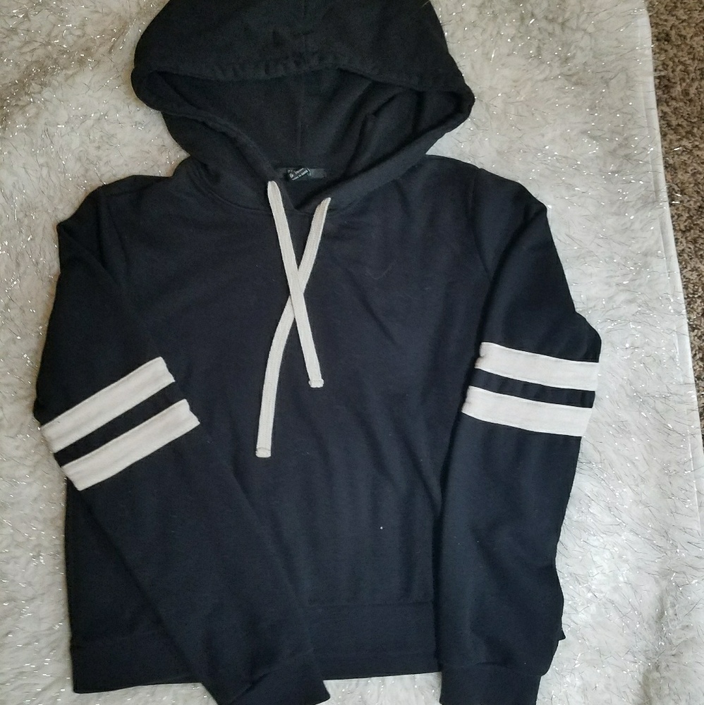 Black cropped hoodie